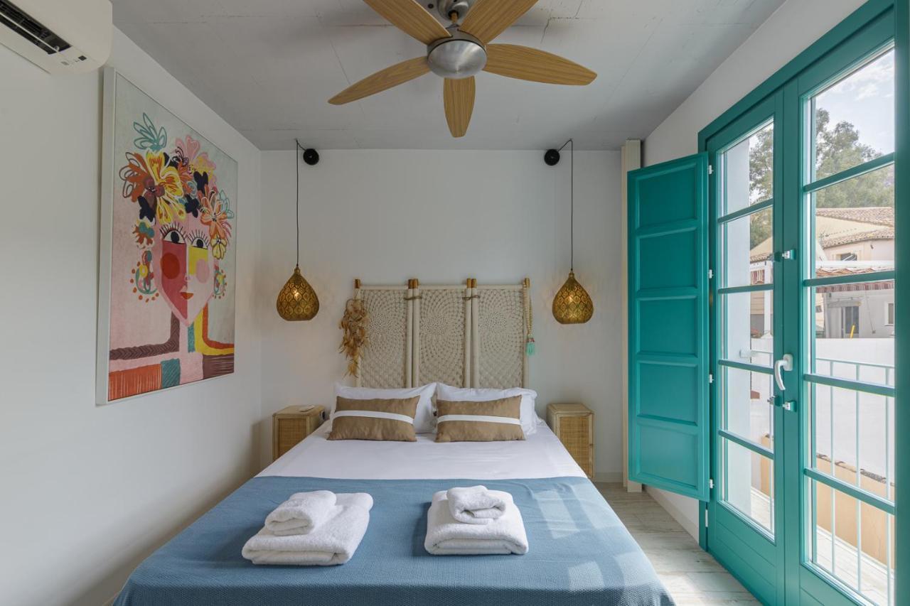 Petite Maison Lili By Caleta Homes Малага Екстериор снимка